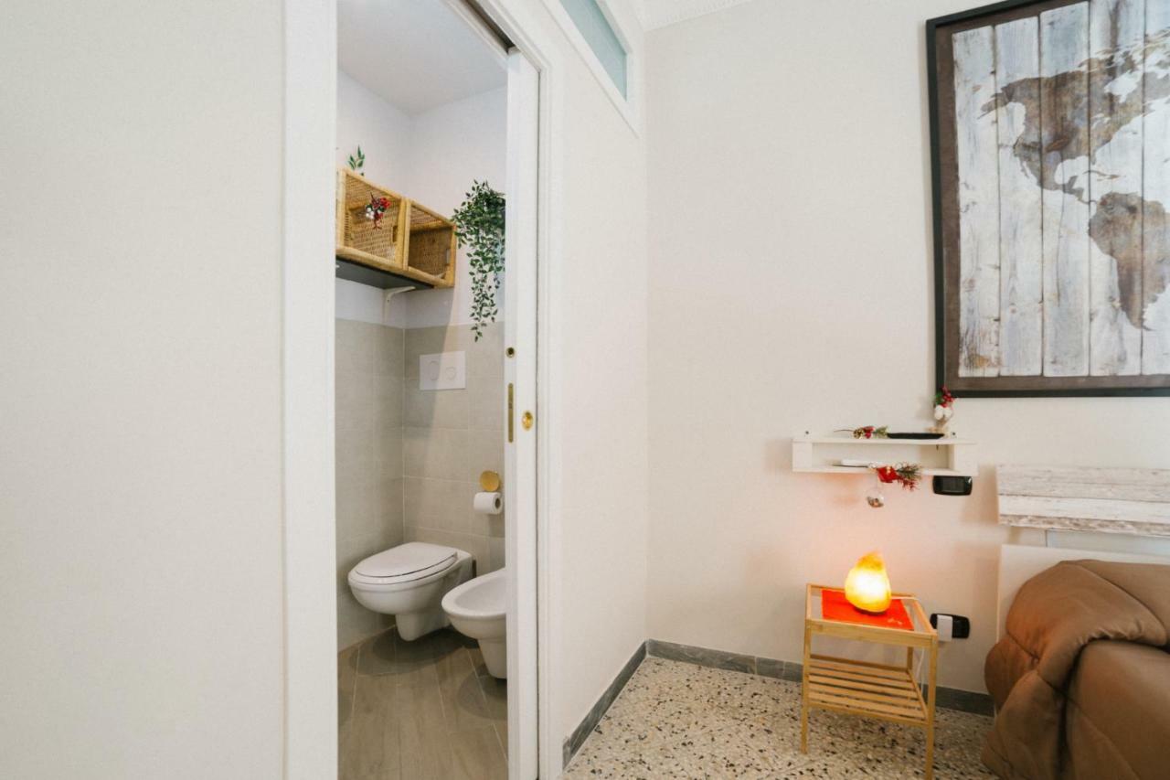 Little Room Salerno Exteriör bild